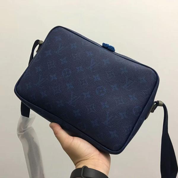 2024新作人気！Louis vuitton ルイヴィトンスーパーコピー メッセンジャー PM M43829